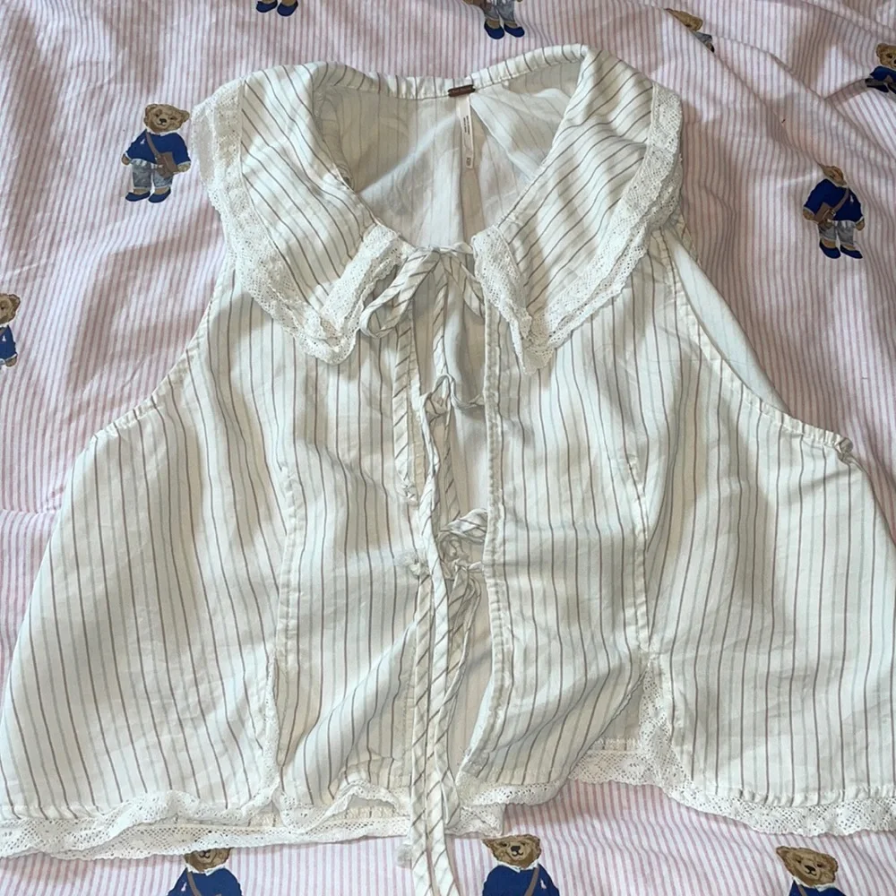 Blouse - Picture 1 of 3